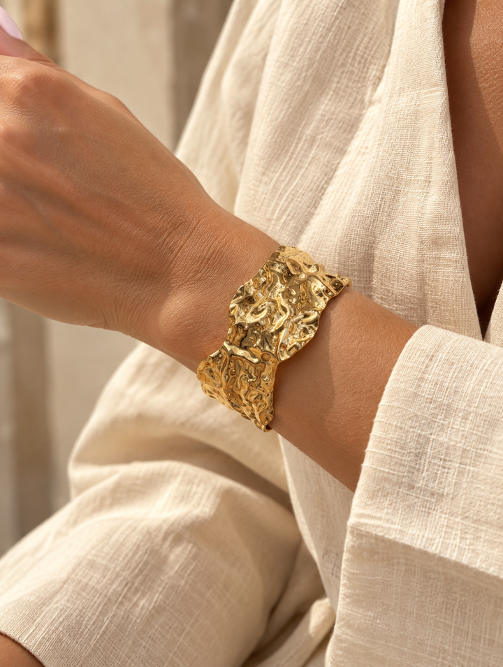 Ilo Bangle – Gold-plated
